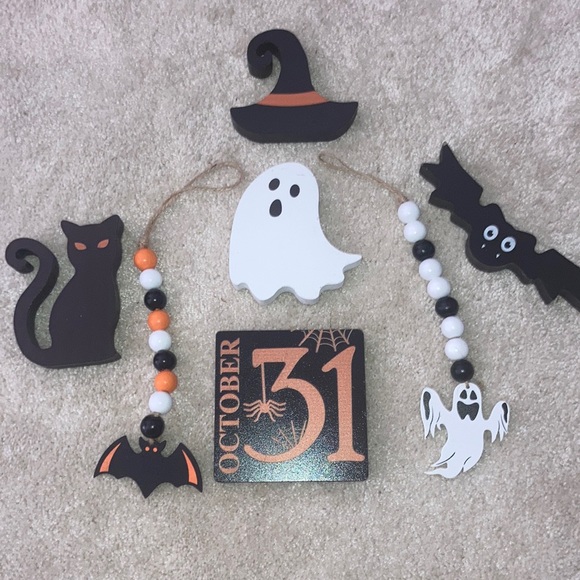 Rustic Wooden Halloween Decoration Bundle Great Condition - Picture 2 of 8